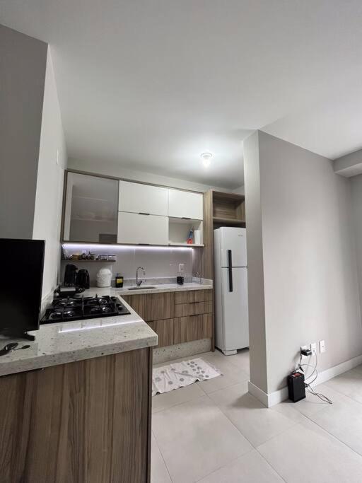 Apartamento 2 Suites Com Piscina E Churrasqueira, Ao Lado Da Ufsc Florianópolis Dış mekan fotoğraf